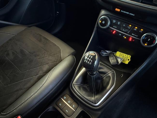 Ford Fiesta Photo 81bbd6ca-e603-4645-8c81-ce75eec67fdb.jpeg