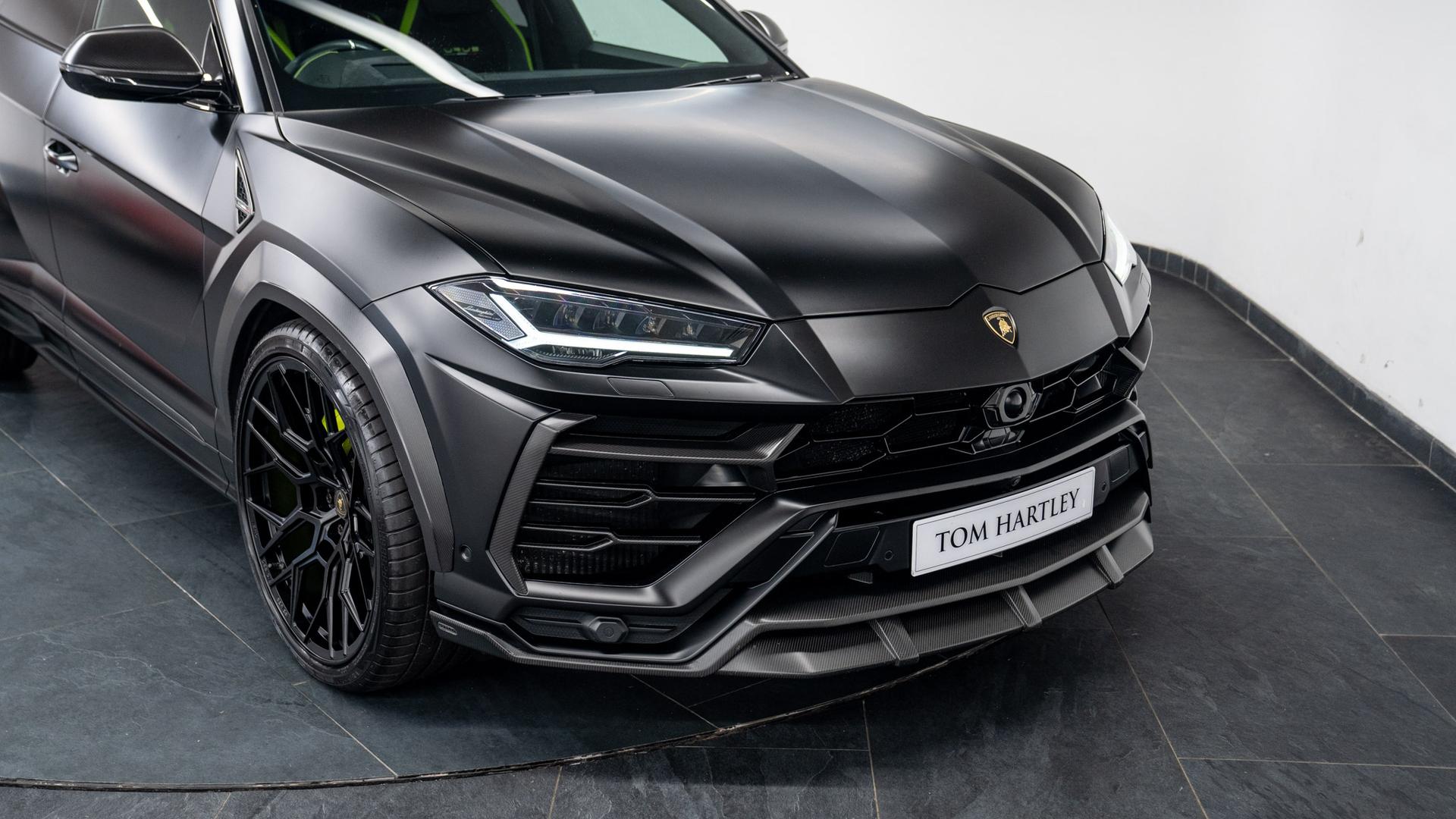 LAMBORGHINI Urus Photo 81c42151-695c-41f5-a4e0-e0641680123e.jpg