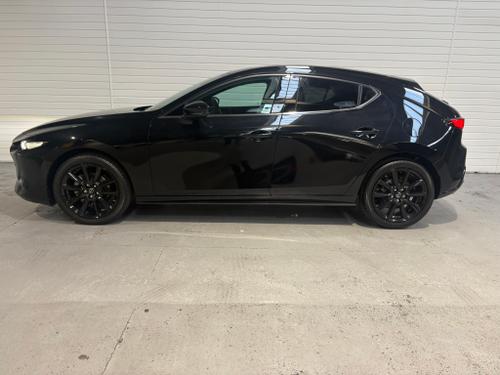 Mazda Mazda3 Photo 81c73656-68d0-4614-8e88-6b0cec8e1845.JPEG