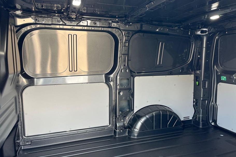 Used Ford TRANSIT CUSTOM CUSTOM42 12