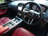 Jaguar XE Photo 13