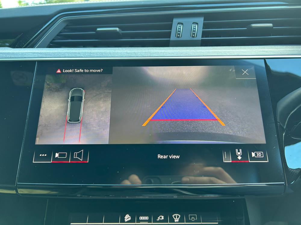 Used Audi e-tron HG72KVC 41