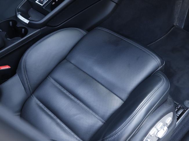 PORSCHE Macan Photo 33