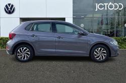VOLKSWAGEN Polo Photo 4