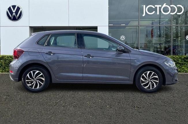 VOLKSWAGEN Polo Photo 4