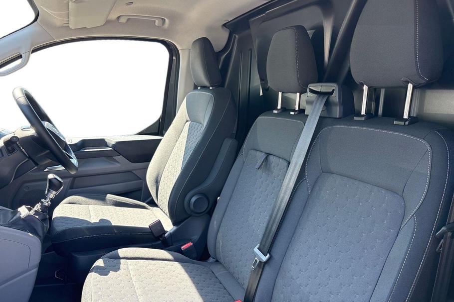 Used Ford TRANSIT CUSTOM CUSTOM37 11