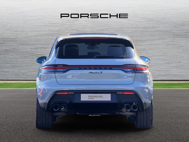 PORSCHE Macan Photo 7