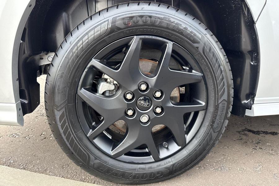 Ford TRANSIT CUSTOM Photo 8207e6e1-61d7-44e4-8ea4-2c03ef5d19d4.jpg