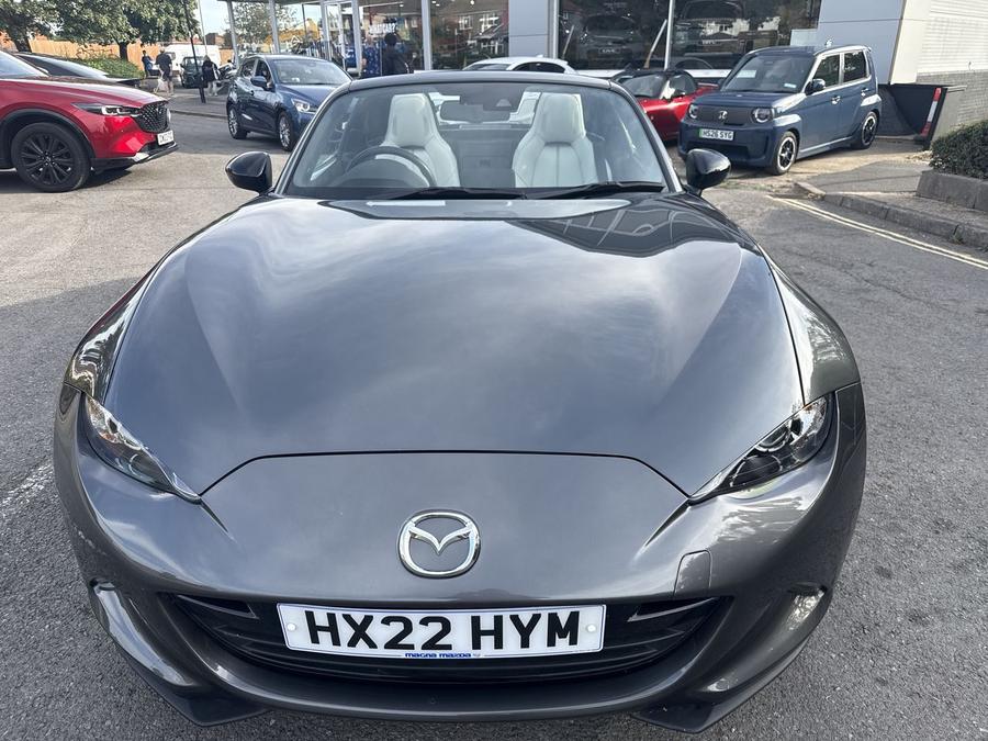 Mazda MX-5 RF Photo 82104351-e9e8-442a-8fce-050a9b6dcaf4.jpg