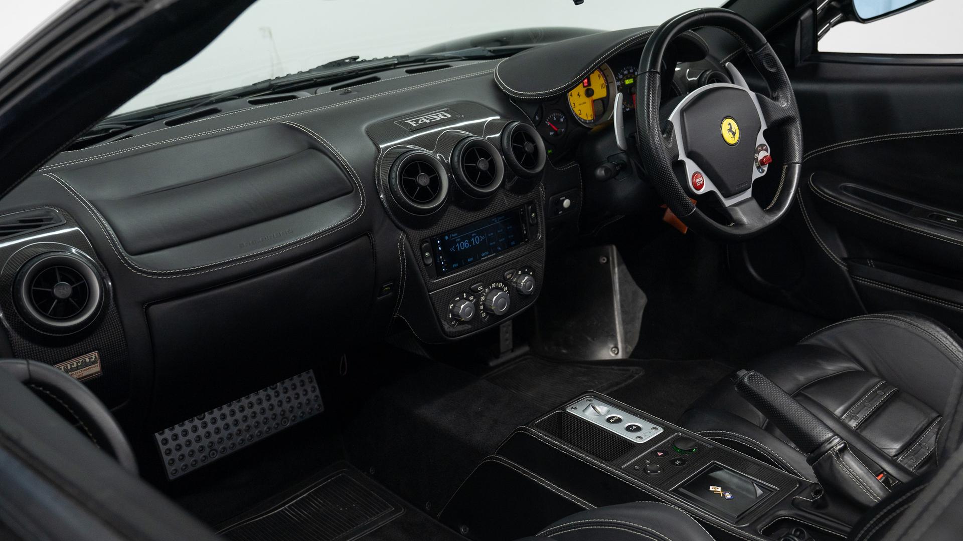 Ferrari F430 Photo 82212dc0-f0e7-49cc-b739-cdcfedf8461b.jpg