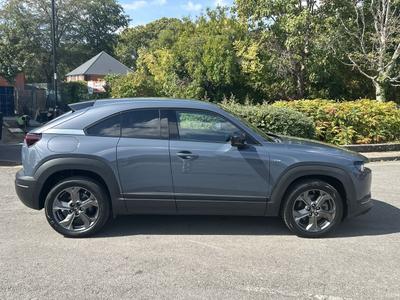 Mazda MX-30 Photo 4