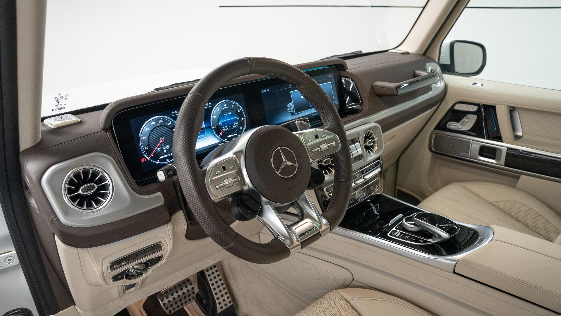 Mercedes-Benz G63 Photo 82398055-e9d6-4c34-8687-2b515a8f958f.jpg