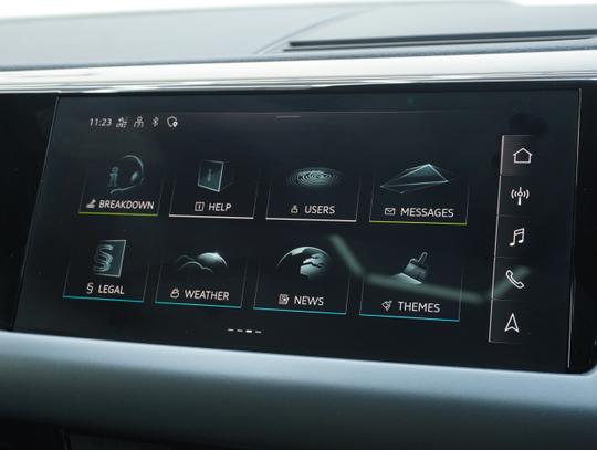 Audi e-tron GT Photo 8241df07-a558-4015-a4b8-1e91fe32bbcf.jpg