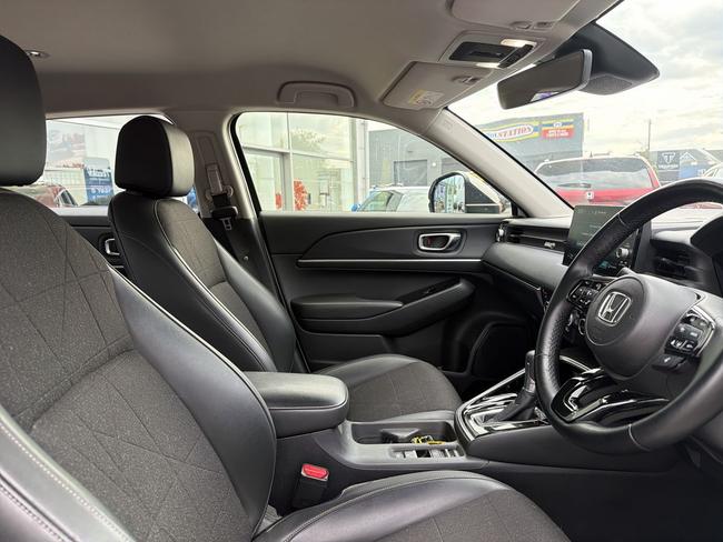 Honda HR-V Photo 82500f61-dccc-4de1-8174-484f0f8db0db.jpg
