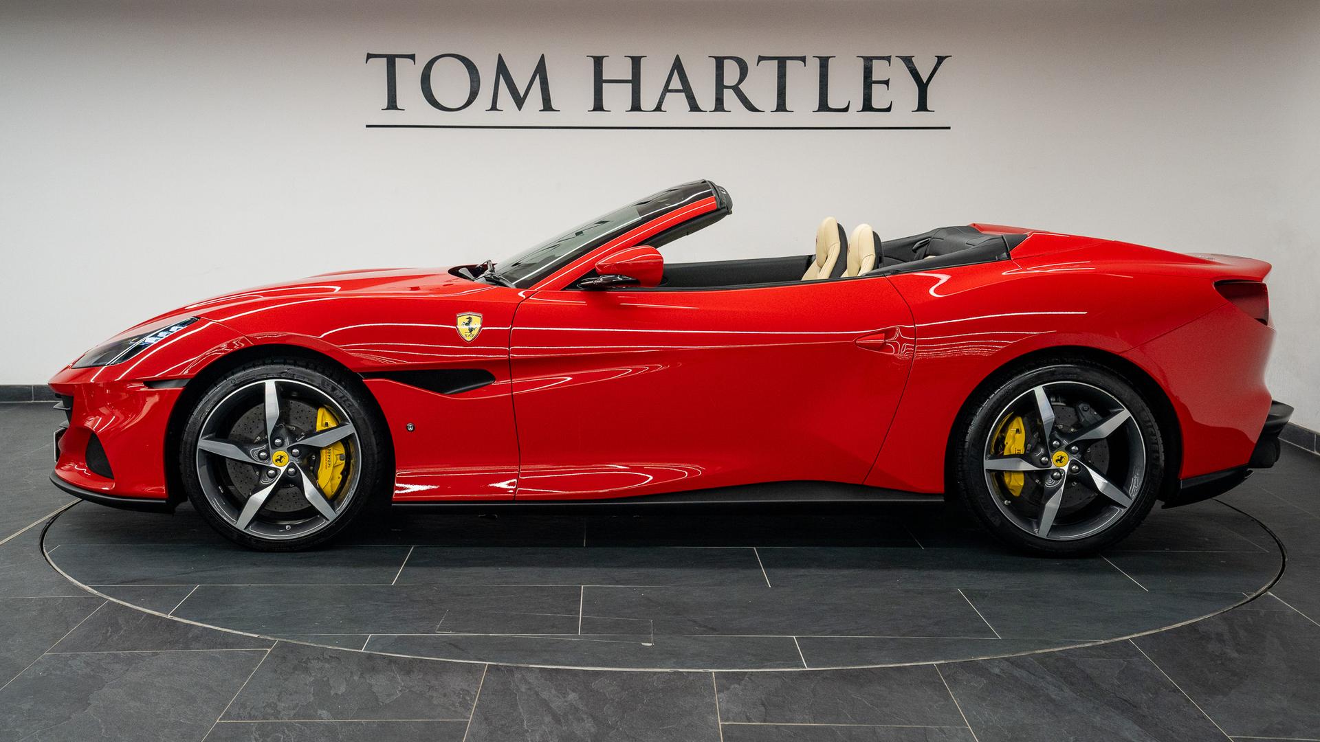 Ferrari Portofino Photo 825a9b4c-5429-4fb2-92a5-f3de60aeb7bd.jpg