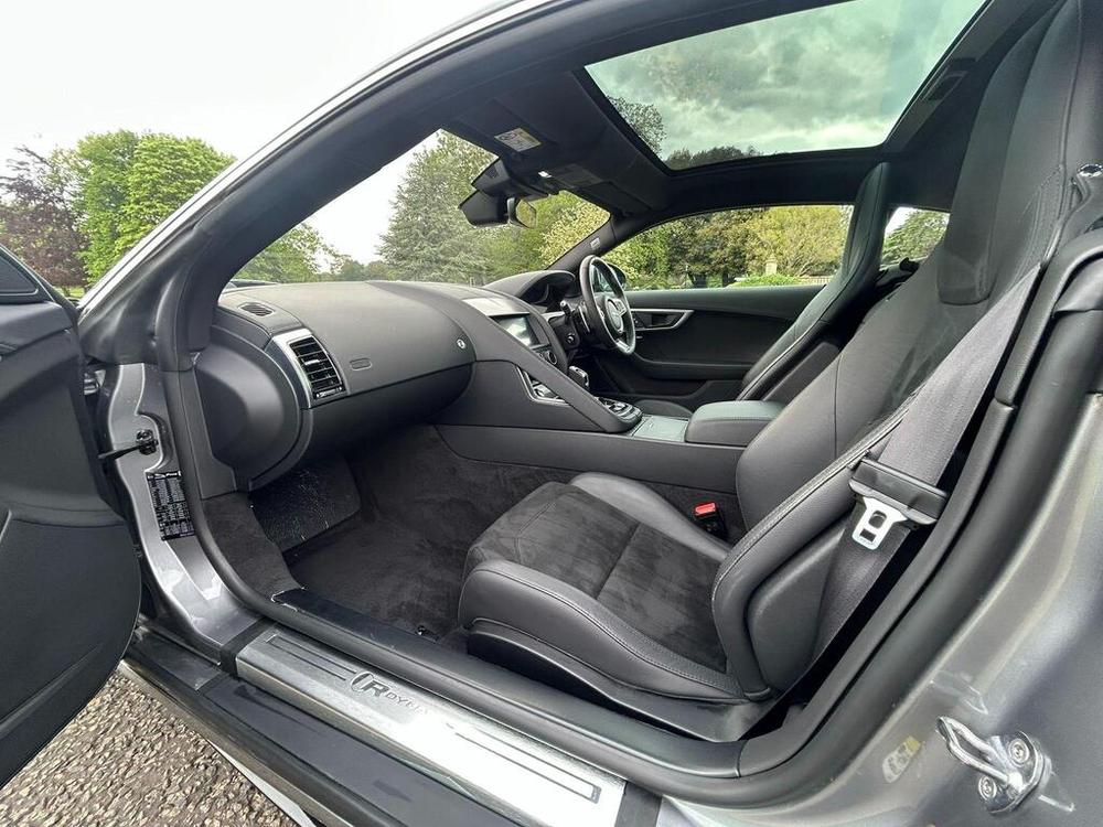 Used Jaguar F-Type MT21VLA 28