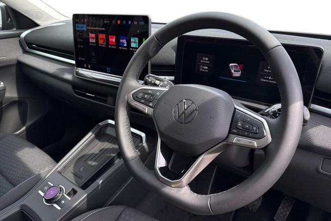 Volkswagen T-Roc Photo 6