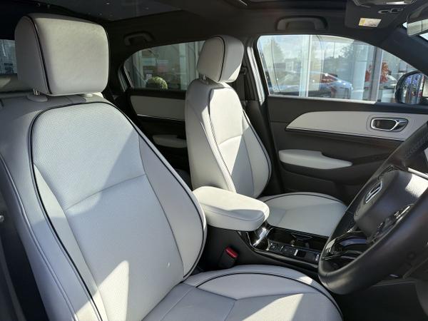 Honda e:Ny1 Photo 28