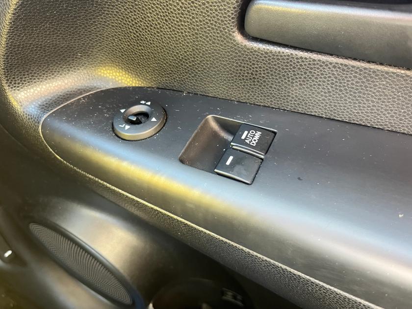 Kia Venga Photo 827b2998-7db3-4f8a-b454-8894ee4b73ad.jpg