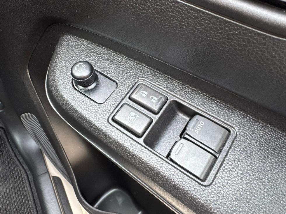 Suzuki Ignis Photo 827e1425-0e38-45b1-b0db-7e6559e412a9.JPEG