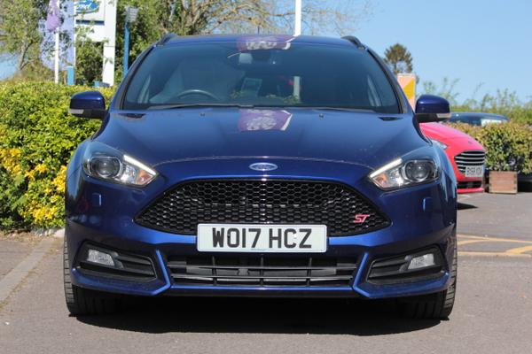 Used Ford FOCUS WO17HCZ 2
