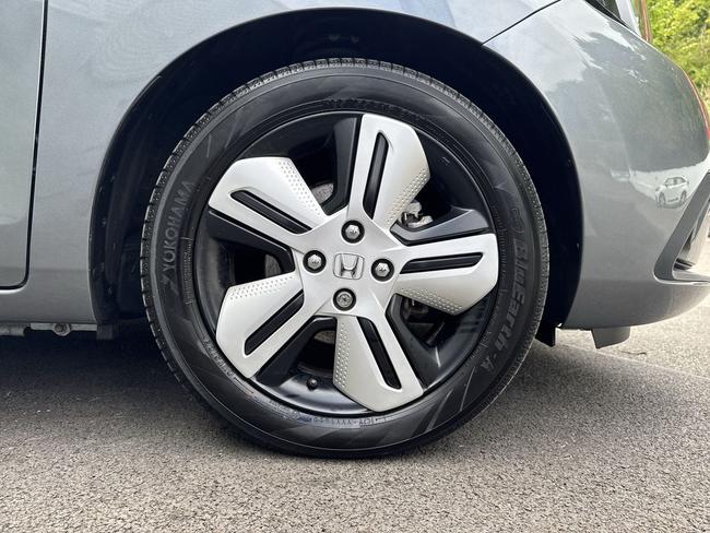 Honda Jazz Photo 82a4c7e1-4ed6-4c4e-8d86-9547999260ab.jpg