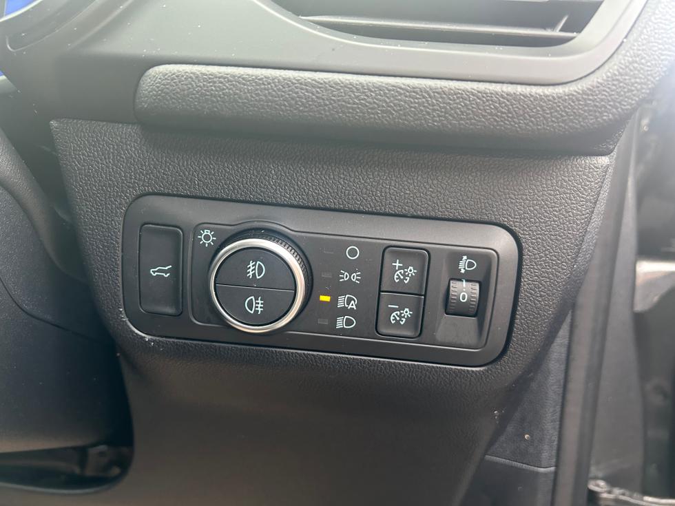 Ford Kuga Photo 82a7fef7-4145-4aea-a75b-7a019efe4e60.jpeg