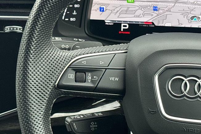 Audi SQ8 Photo 21