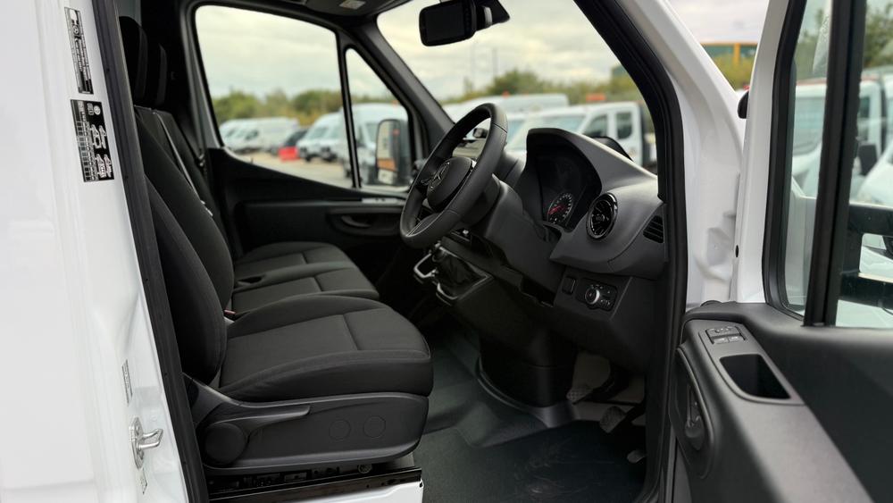 Mercedes-Benz Sprinter Photo 82bebcda-719e-4223-b565-8496ed92a469.jpeg