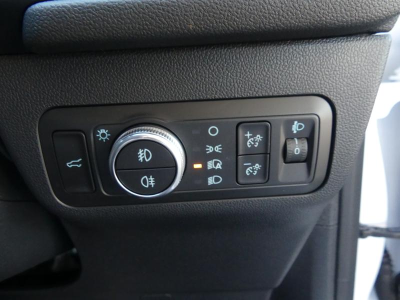 Ford Kuga Photo 82c30dd1-211a-4007-83ef-66384e25f429.jpg