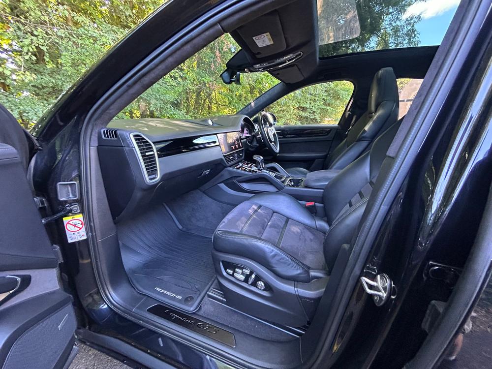 Used Porsche Cayenne FN70DNE 36