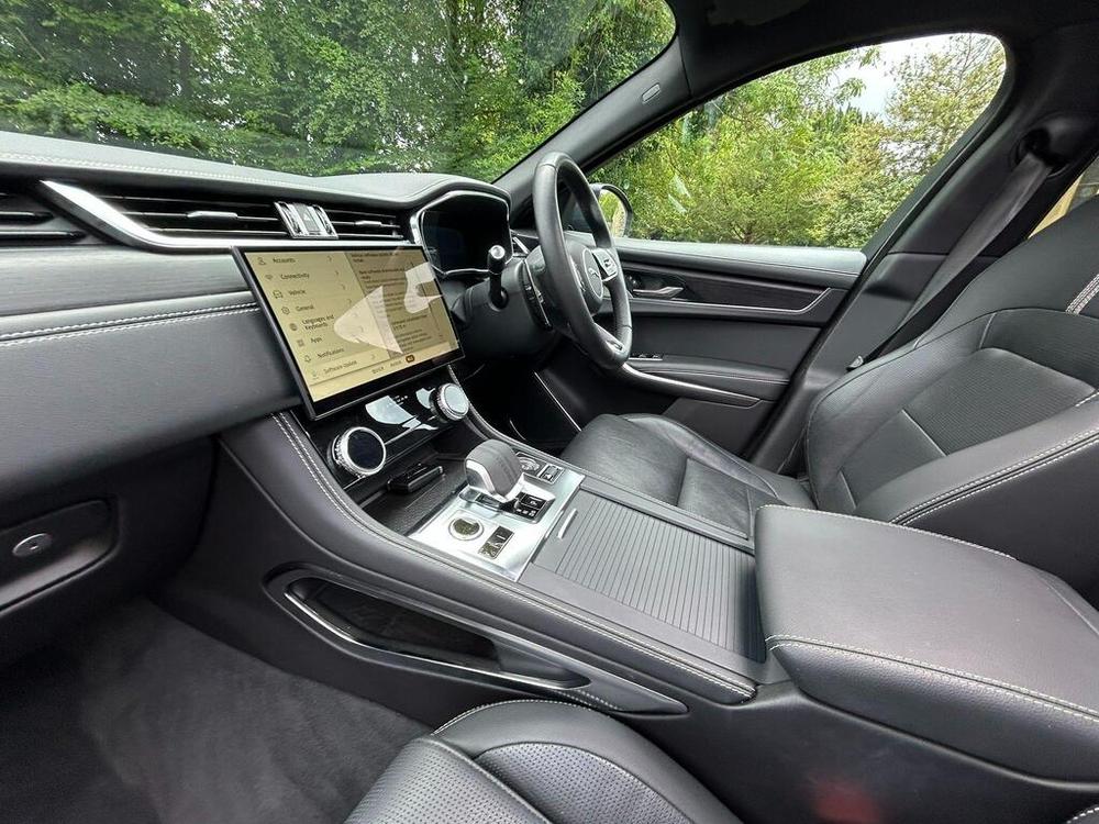 Used Jaguar F-PACE WV72YXT 19