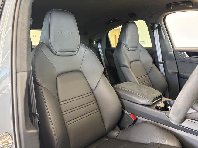 PORSCHE Cayenne Photo 14