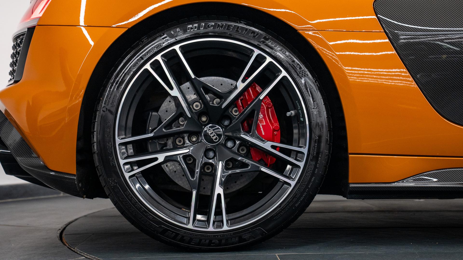 Audi R8 Photo 82f781a8-c454-4780-b2cd-ebdb342c5272.jpg