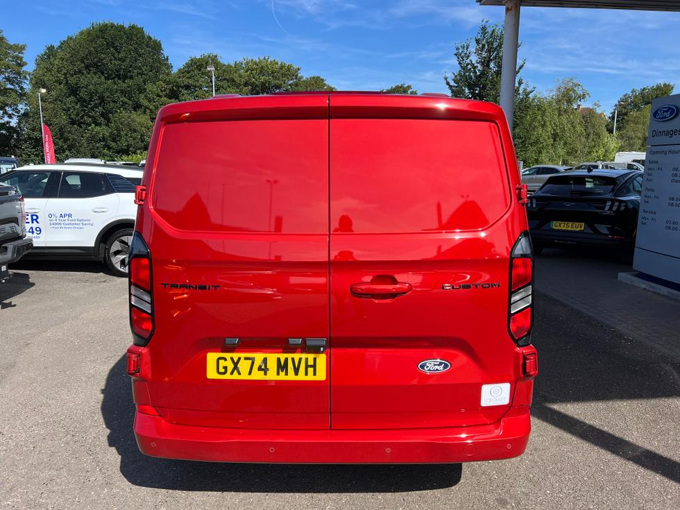 Ford Transit Custom Photo 831126c1-3858-410d-9d76-b226d44eea63.jpeg