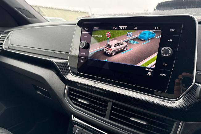 Volkswagen T-CROSS Photo 30