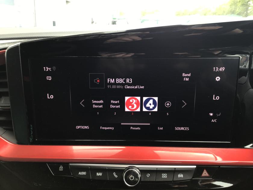 Vauxhall Mokka Electric Photo 83188120-b8df-4f44-9650-1a1192ee3b27.jpg