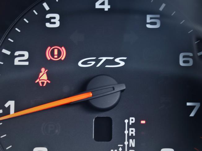 PORSCHE 718 Cayman Photo 41