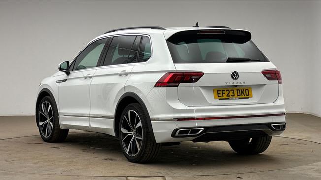VOLKSWAGEN Tiguan Photo 3