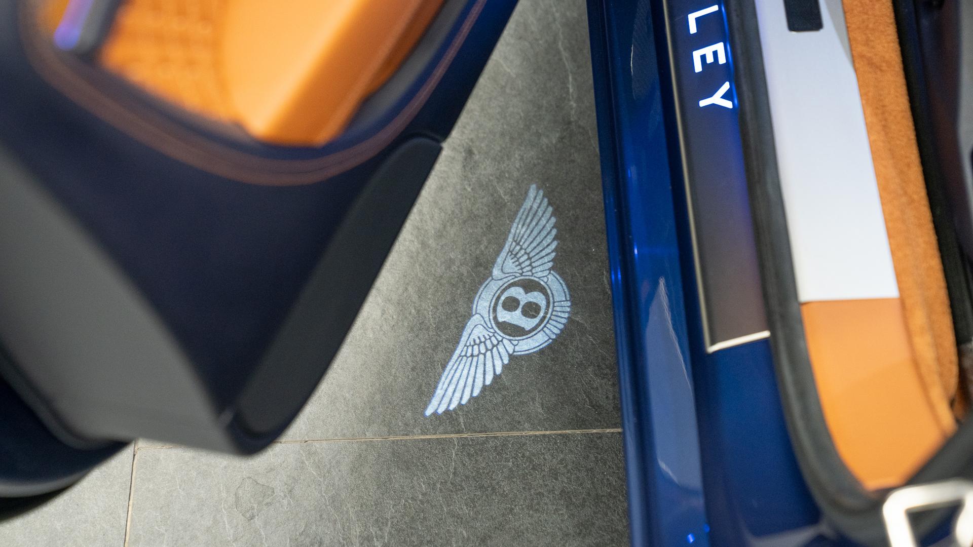 Bentley CONTINENTAL Photo 831ed743-2673-4f87-9152-19cdc3582cfc.jpg