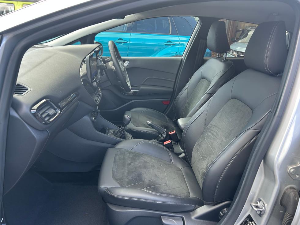 Ford Fiesta Photo 832a0958-27dd-4c63-a91e-786928e4192c.jpeg