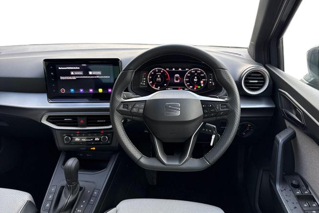 SEAT Arona Photo 11