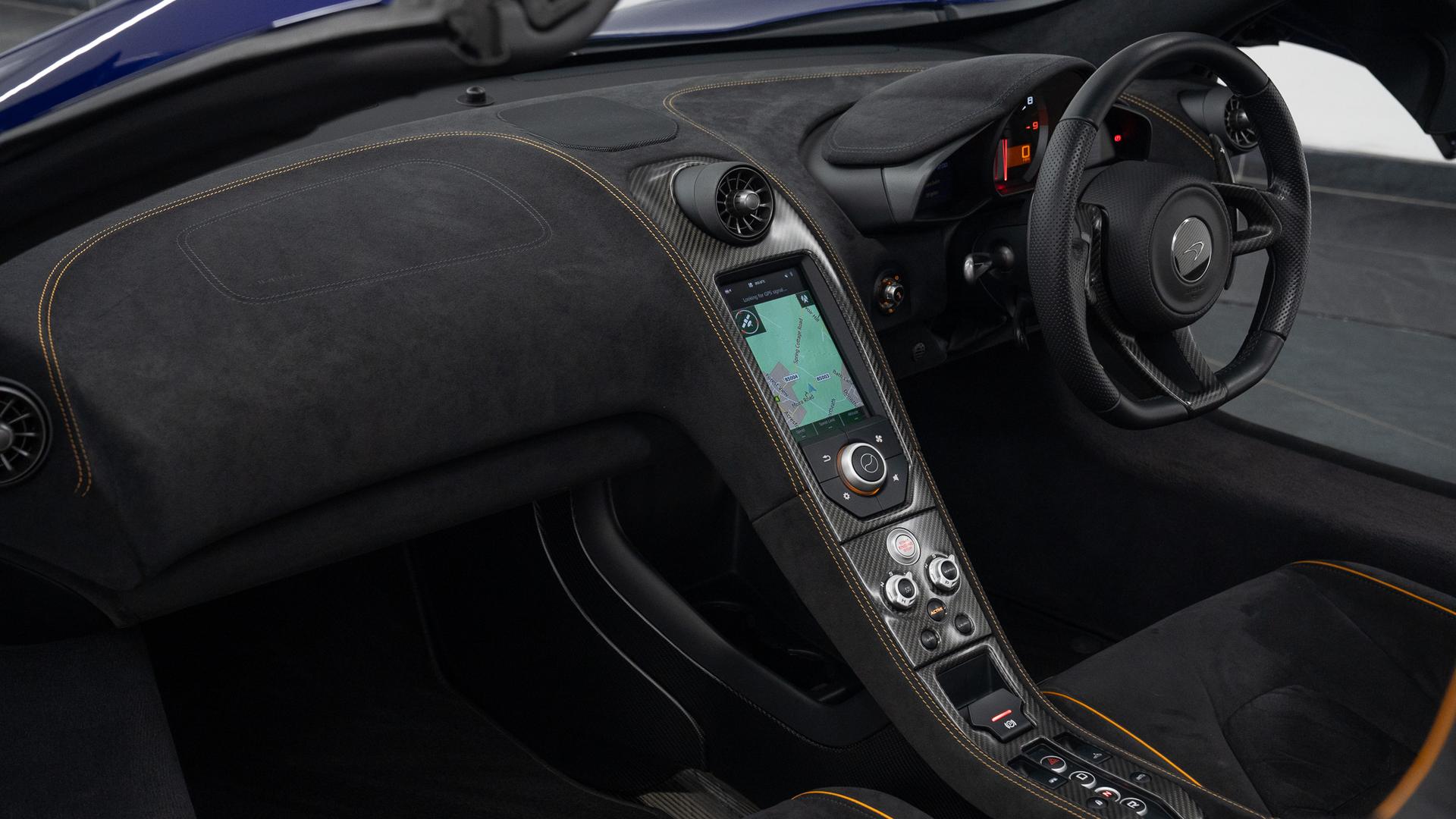 McLaren 675 LT Photo 832cab83-64eb-4694-92e4-35eb99c31d4a.jpg