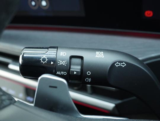 Hyundai Santa Fe Photo 83426a5f-65b2-4b92-bb8f-fdb181139128.jpg