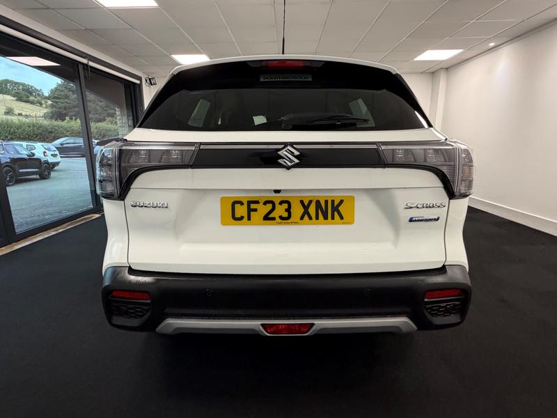 Suzuki S-Cross Photo 83614af9-6f8f-4647-899d-ccaaf60d84ed.jpg