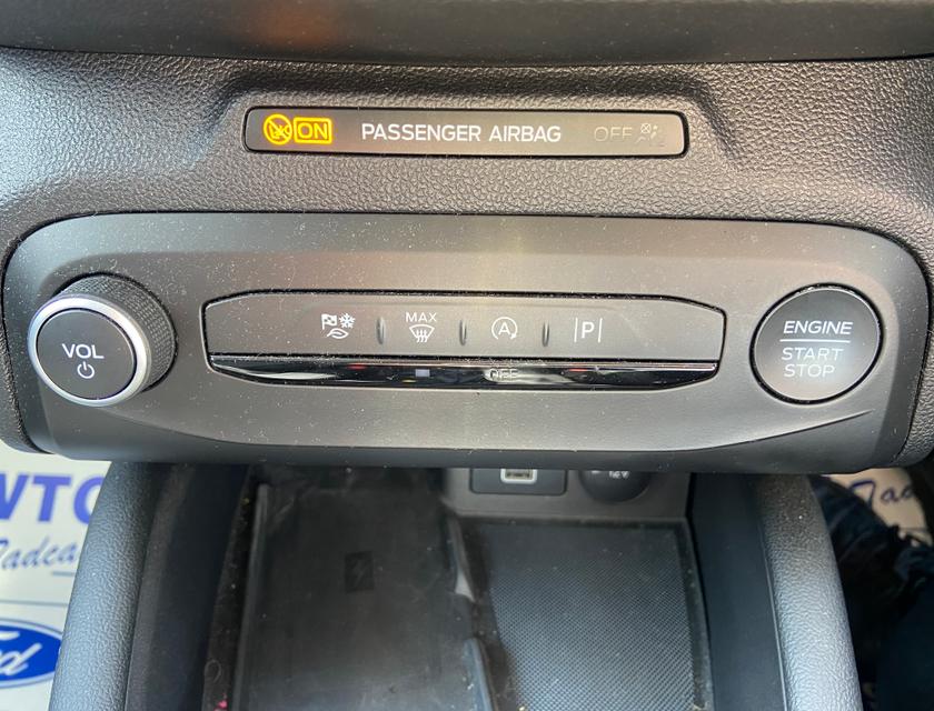 Ford Focus Photo 8373ec77-c7c5-4cc2-a6d7-37369fb48415.jpg