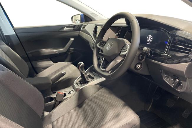 VOLKSWAGEN  Polo Photo 6
