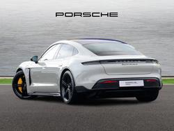 PORSCHE Taycan Photo 2