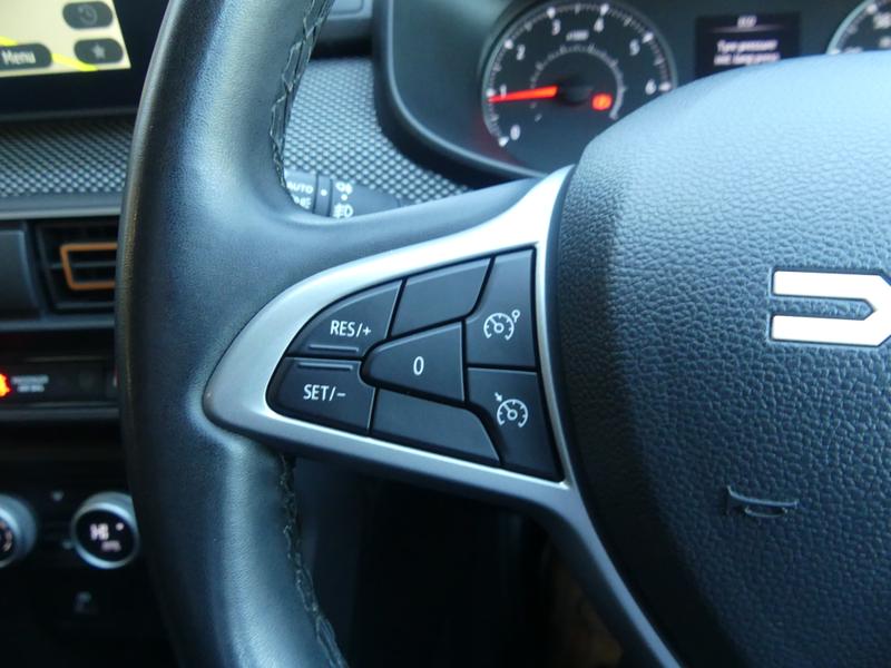 Dacia Sandero Stepway Photo 838e3a60-2991-4df1-95a4-6d9df58cdeb3.jpg