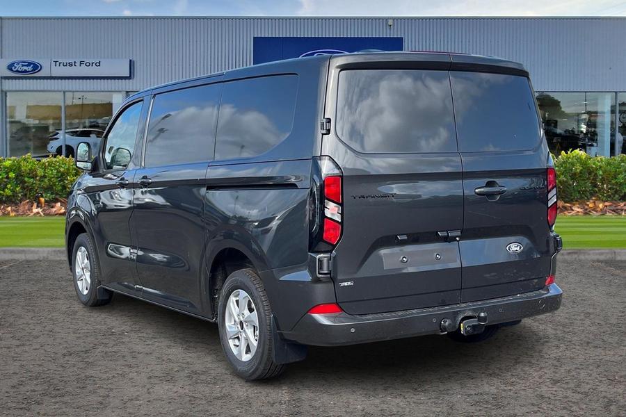 Ford TRANSIT CUSTOM Photo 839f53fb-90a7-4112-bd16-dcbf02238252.jpg